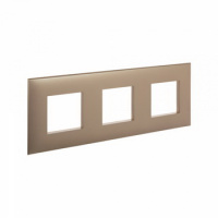 4425906 DKC Рамки Avanti жемчужные