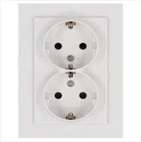 Розетка SCHUKO© двойная с защитными шторками 16A 250V~ 2P+T, цвет белый глянцевый Jasmart G5504W