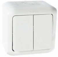 Выключатель двухклавишный влагозащищенный 782302 Legrand Quteo IP44 цвет белый