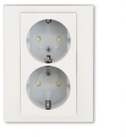 Розетка двойная 220в с/з со шторками ABB Levit жемчуг - ледяной 2CHH223457C6068