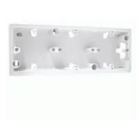Коробка накладная 3-пост 776183 Legrand Valena цвет белый