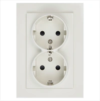Розетка SCHUKO© двойная с защитными шторками 16A 250V~ 2P+T, цвет слоновая кость Jasmart G5504V