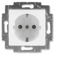 Розетка 220в с/з со шторками ABB Levit белый - ледяной 2CHH203457A6001