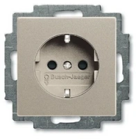Розетка 220v c/з и шторками шампань ABB Basic 55 2CKA002013A5337