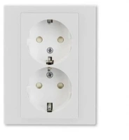 Розетка двойная 220в с/з со шторками ABB Levit серый - белый 2CHH223457C6016
