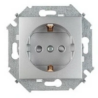 Розетка с заземлением Simon 15 1591432-033