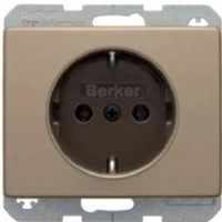 Розетка 47140001 Berker