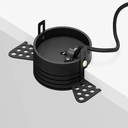 Основание для подвесного светильника Maytoni Accessories for pendant PA001-TRS-B