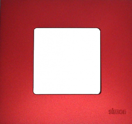 Рамка-декор 4-пост (матовая) Красный Simon 27 белый 2700640-030 | 2700647-080