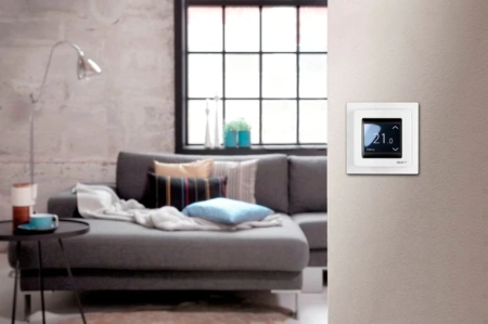 Терморегулятор Devireg Touch polar white (140F1071)