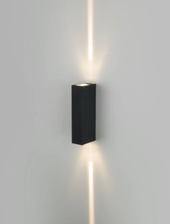 Уличный настенный светильник Blaze LED 3000K черный IP65 Elektrostandard 35136/W черный