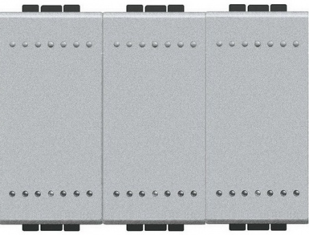 Проходной 3-клав выключатель с подсветкой Bticino LivingLight NT4003Nx3 | LN4742V230x3 | LN4703
