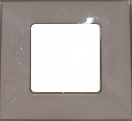 Рамка 1-пост (глянец) прозрачная-дымчатое стело Simon 27 белый 27771-34
