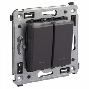 4412101 + 4412101 + 4400802 DKC Avanti черный матовый