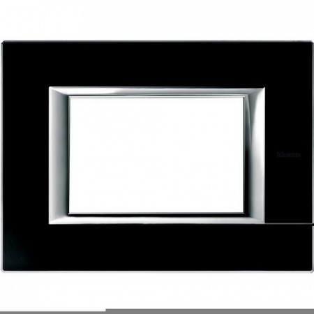 Рамка 3 мод. Черное стекло Bticino HA4803VNN